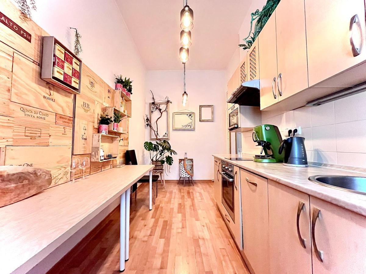 Sunny City - Apartment In Spa Zone With Private Garage Karlsbad Exterior foto