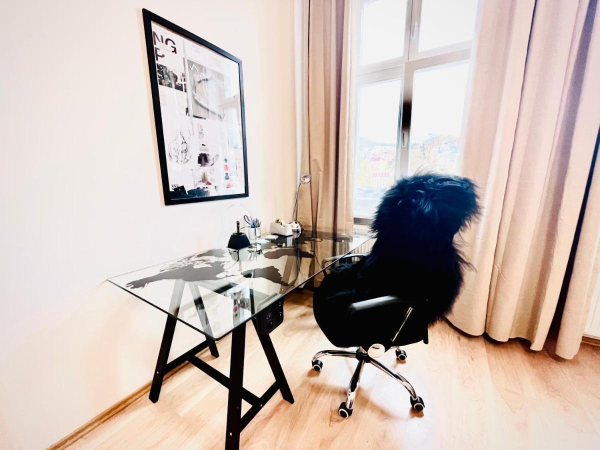 Sunny City - Apartment In Spa Zone With Private Garage Karlsbad Exterior foto